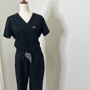 Figs Joggers Scrub Set, Black